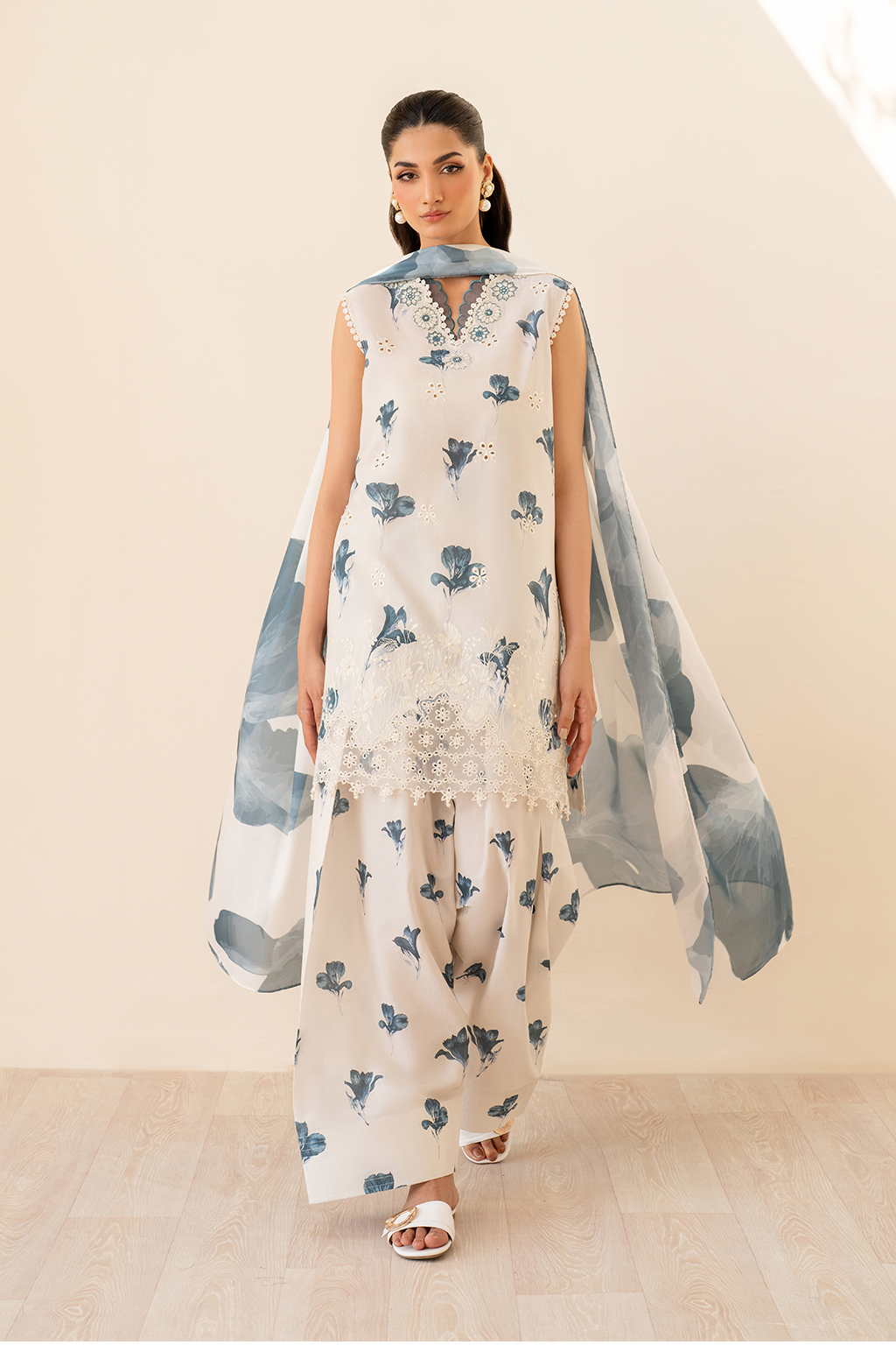 UE-442 Borer Embroidered Printed Lawn