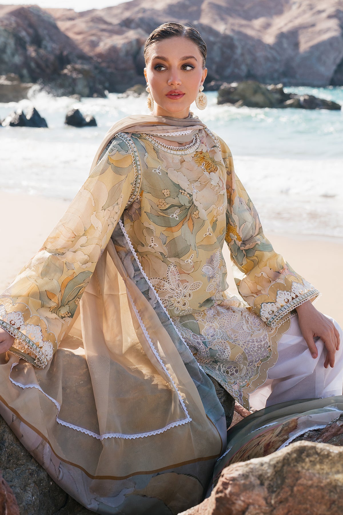 EMBROIDERED PRINTED LAWN SF-4120