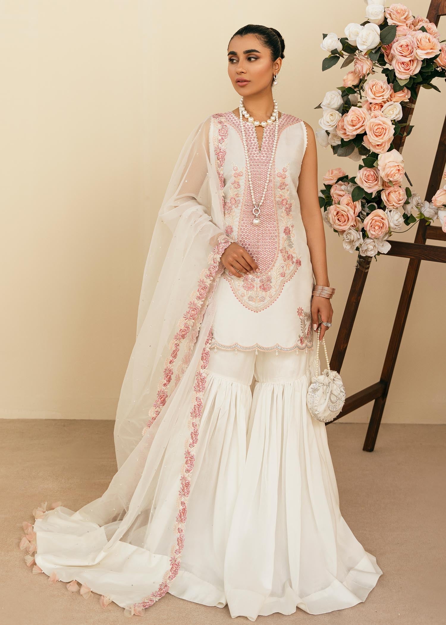 https://cdn.shopify.com/s/files/1/3006/7522/files/52_37ddc6d2-7b79-4a7e-b152-ab2fb142ec77.jpg?v=1683896537