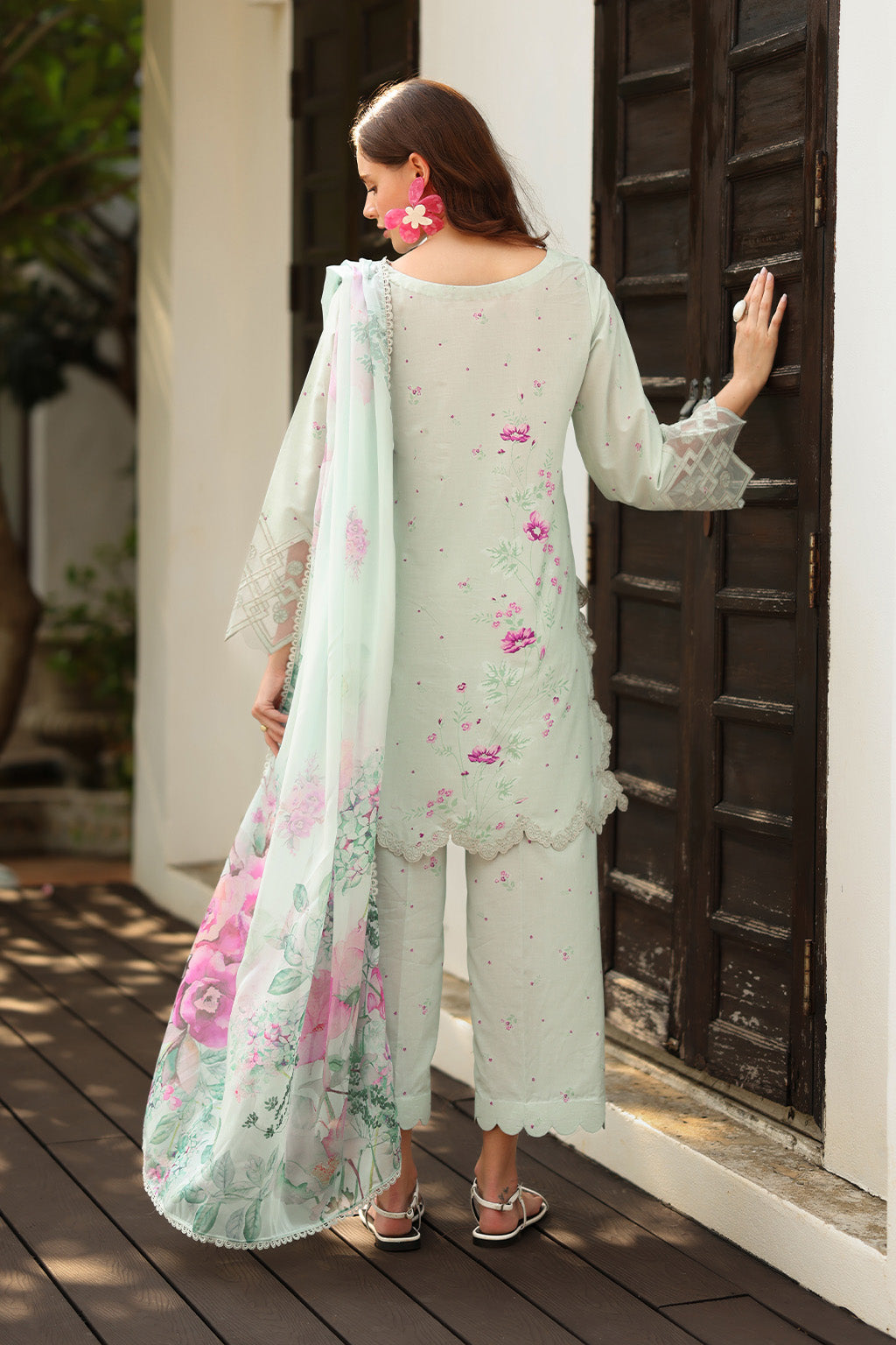 UE-500 Printed Lawn