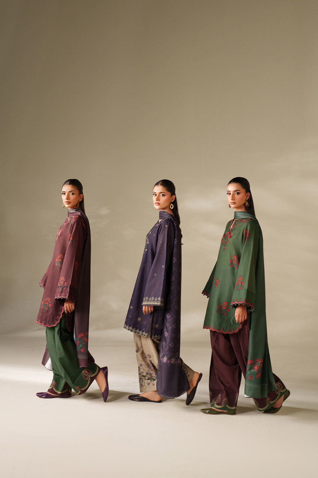 UE-561 Printed Khaddar