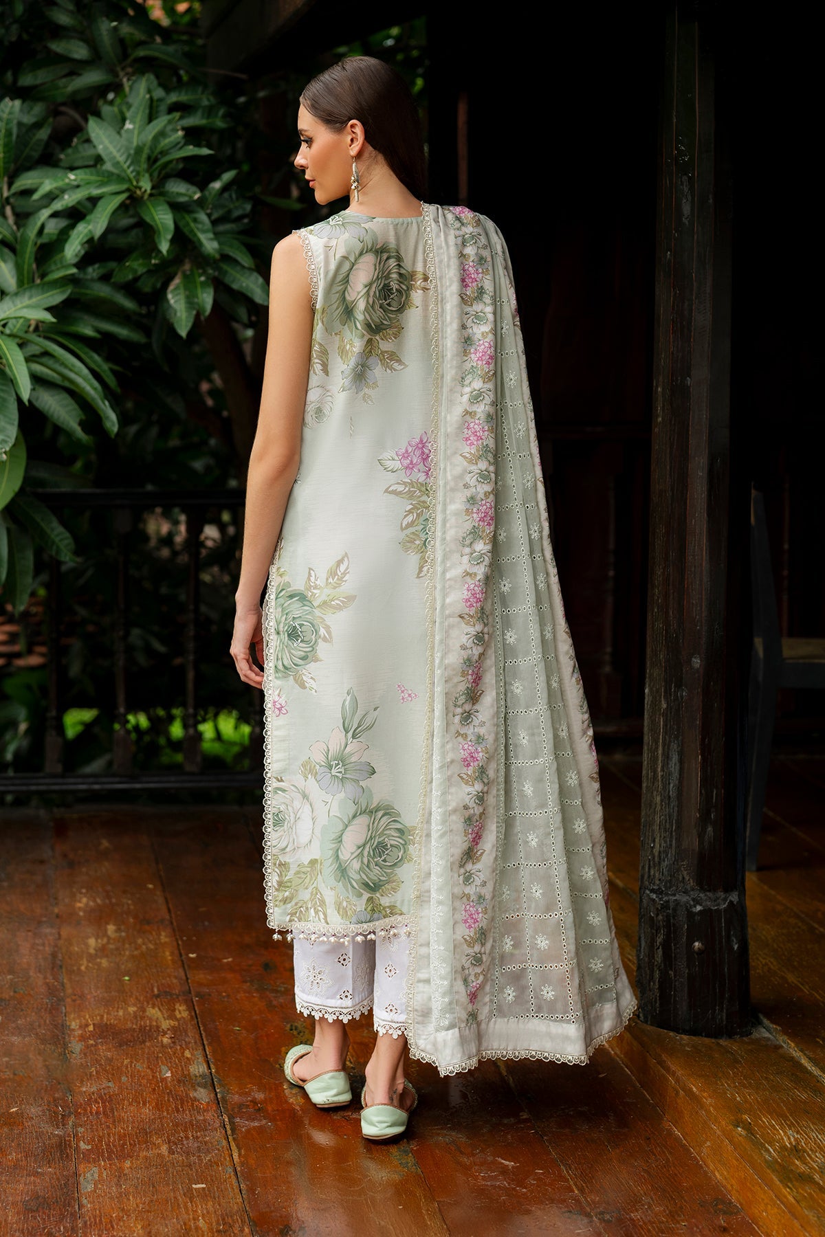 EMBROIDERED LAWN UF-4269