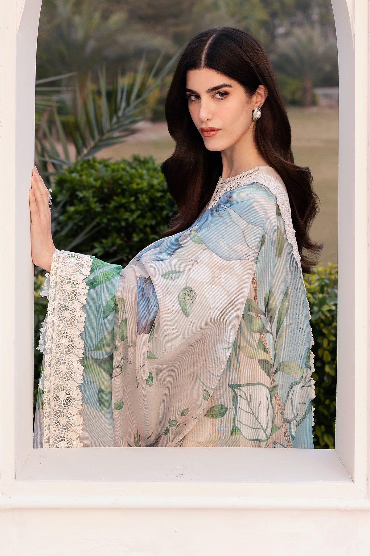 EMBROIDERED LAWN UF-4185