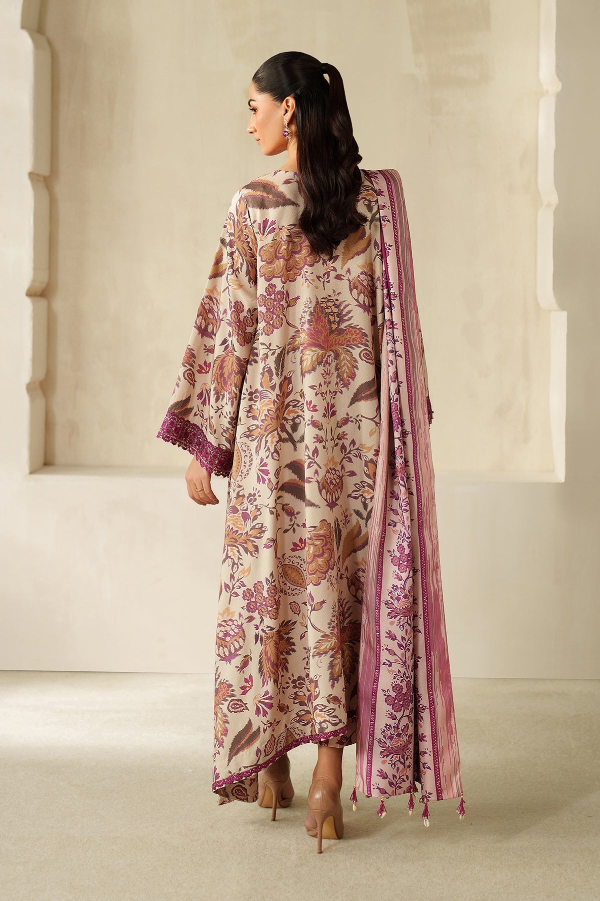 EMBROIDERED KHADDAR SF-4329