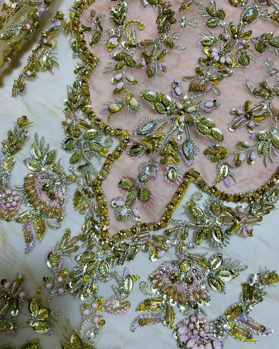 Faiza Saqlain – Mahveen Style