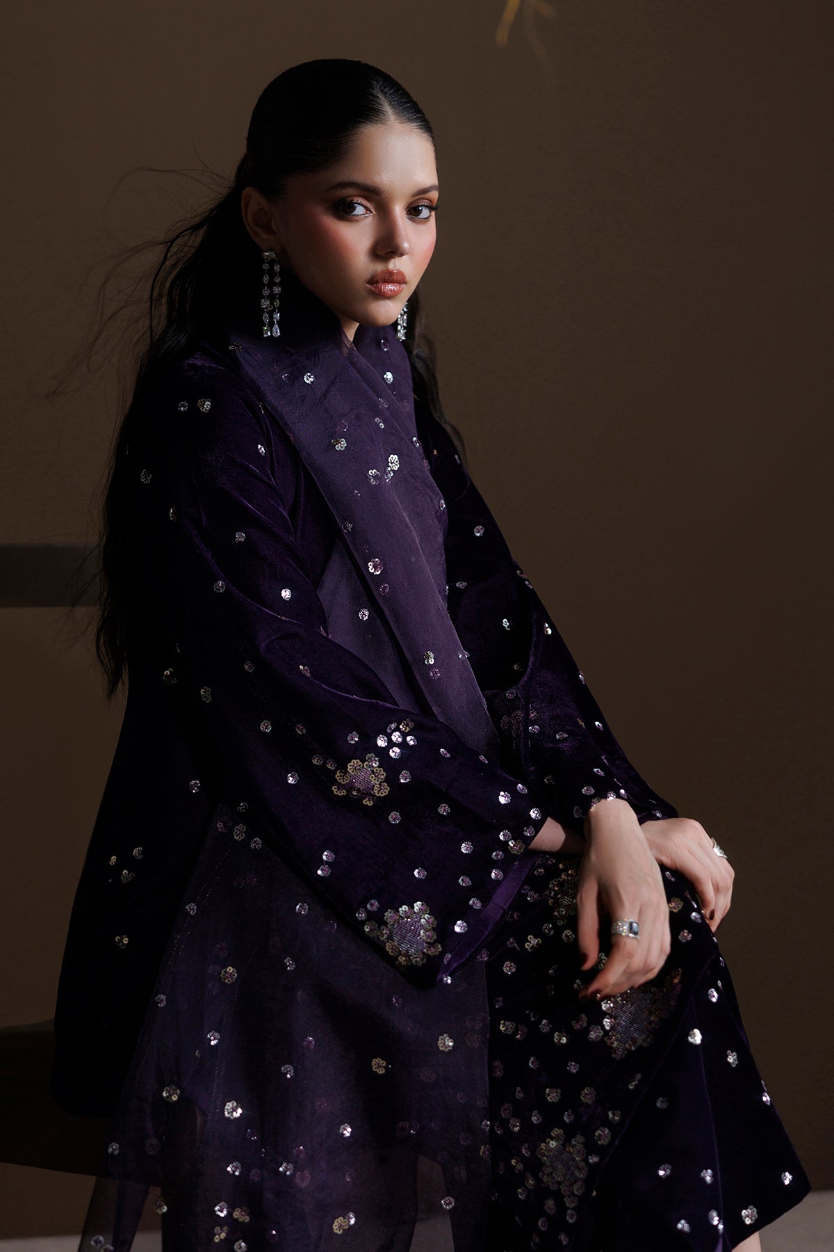 EMBROIDERED VELVET UF-4549