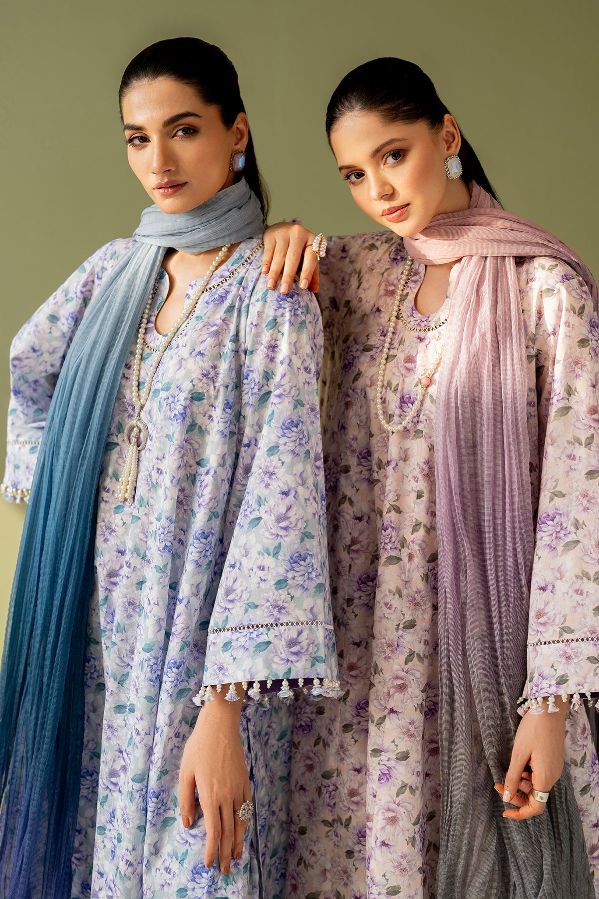 EMBROIDERED PRINTED LAWN UF-4168