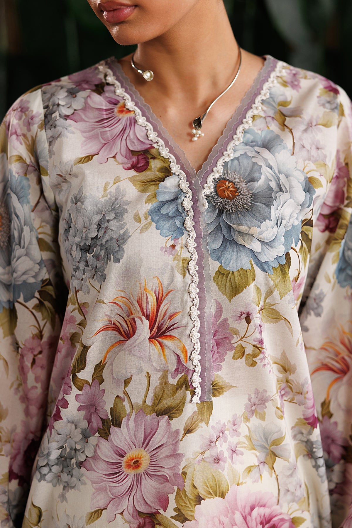 EMBROIDERED LAWN UF-4531