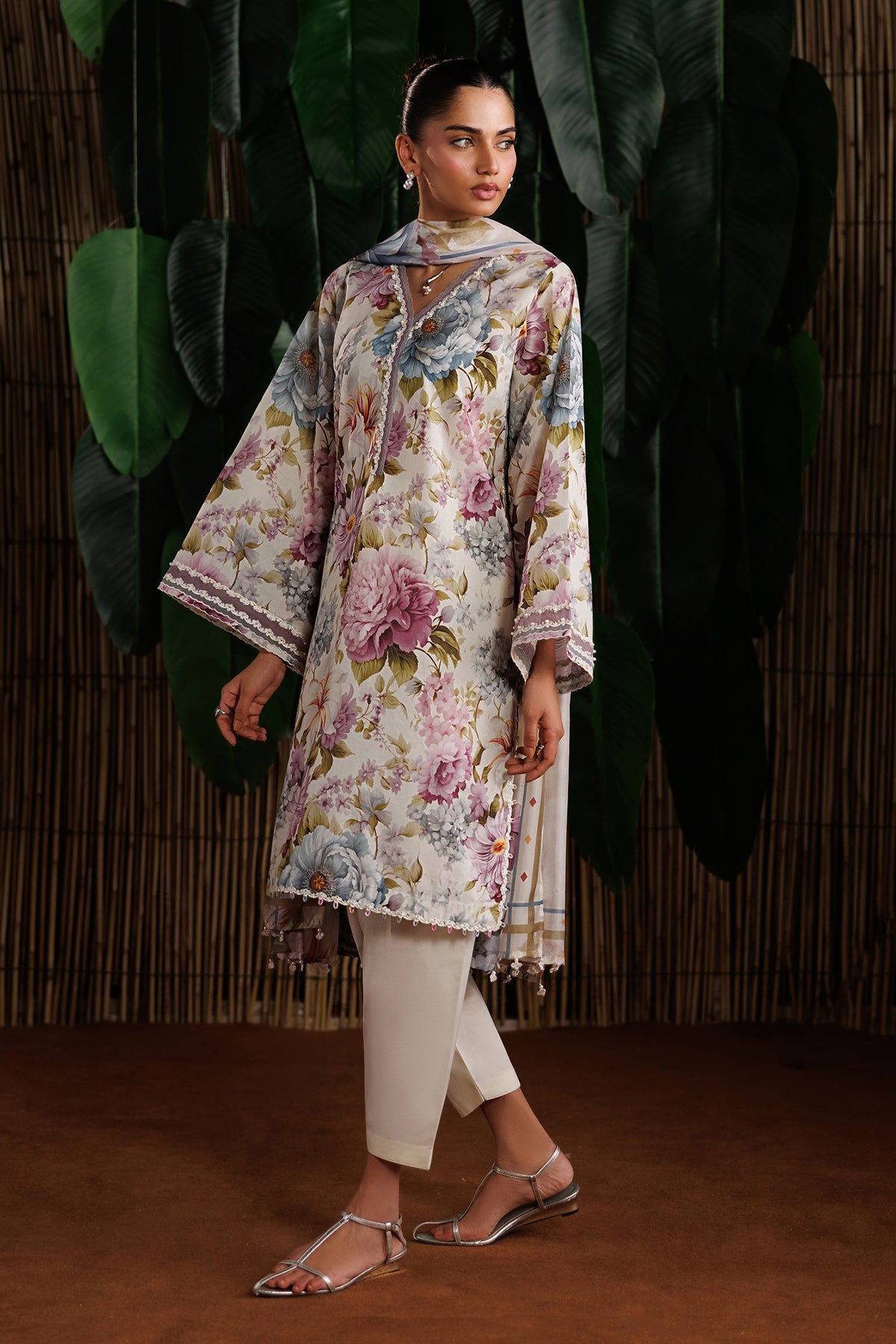 EMBROIDERED LAWN UF-4531