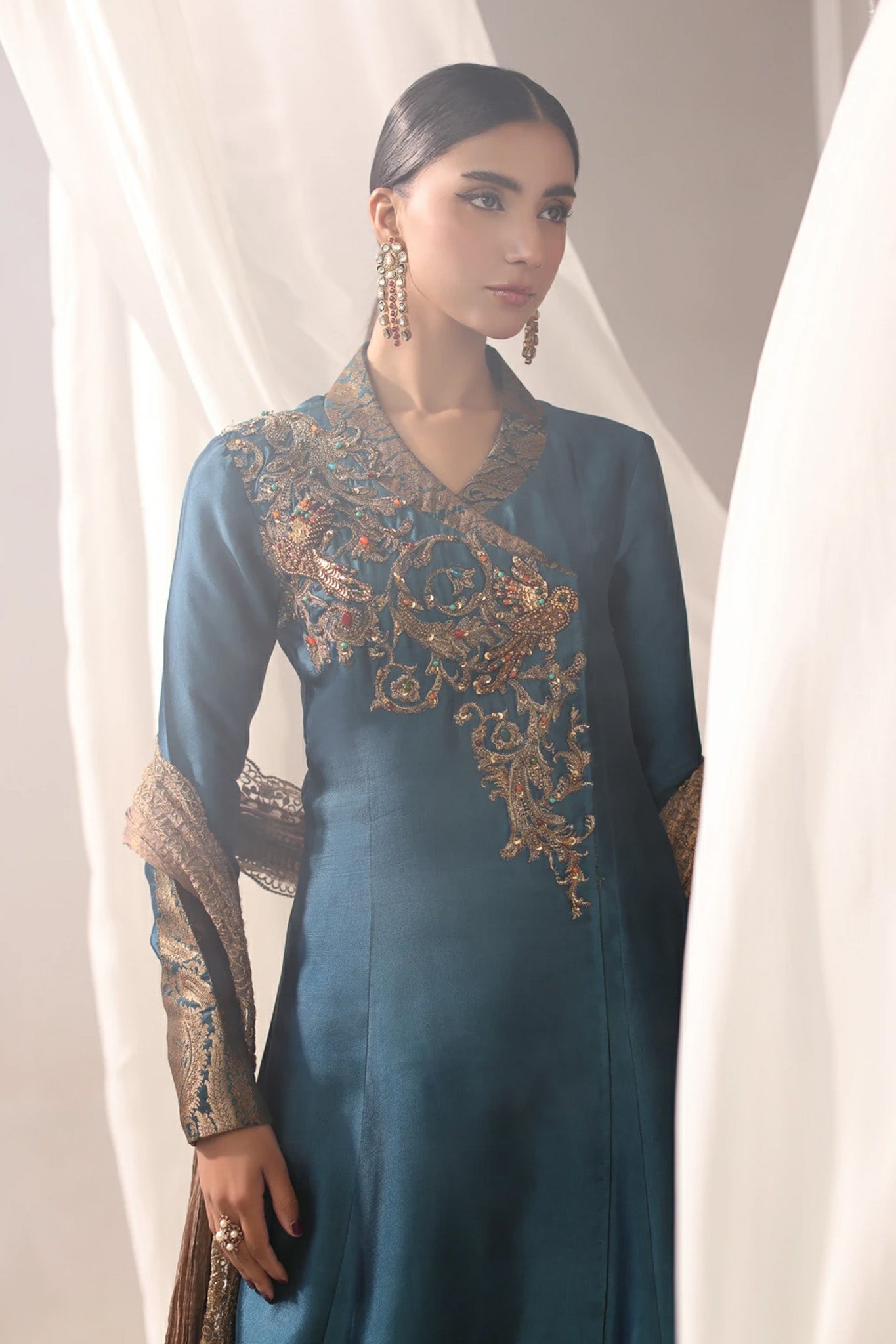 Teal Temptress