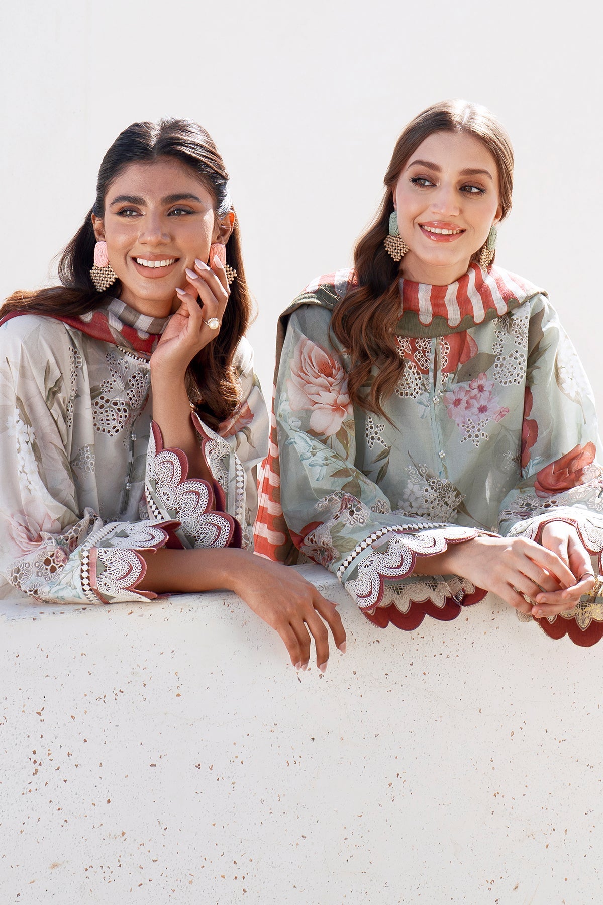 EMBROIDERED PRINTED LAWN SF-4070