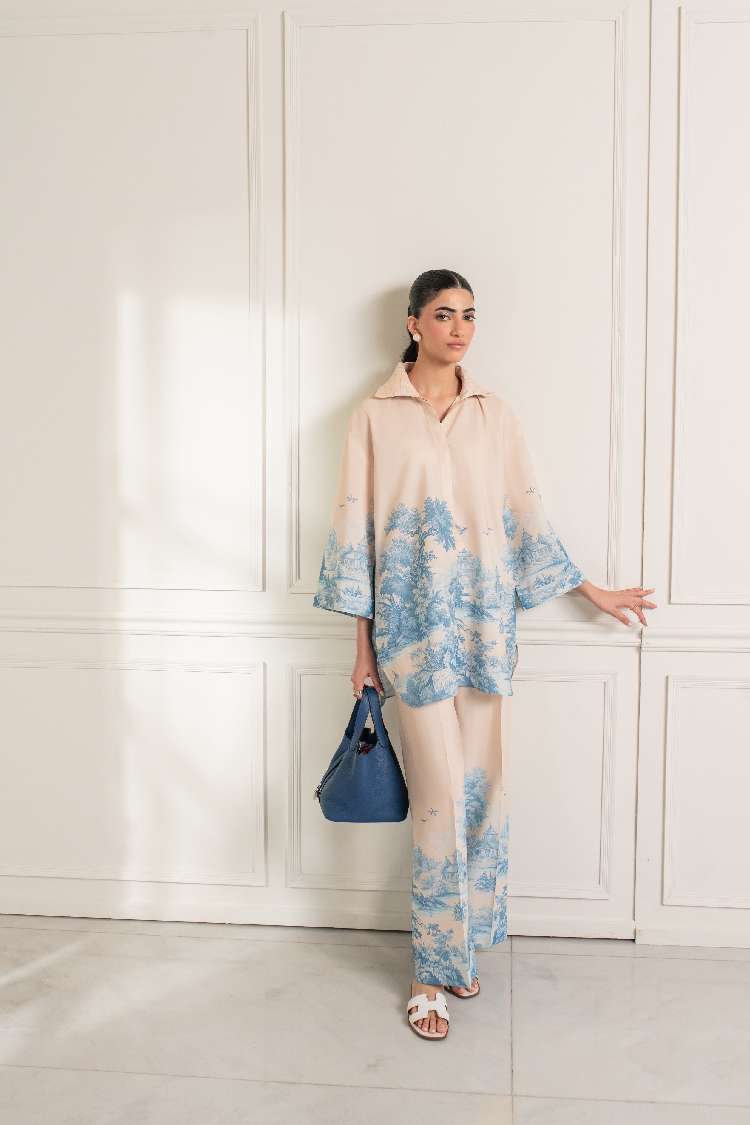 Toile (B)