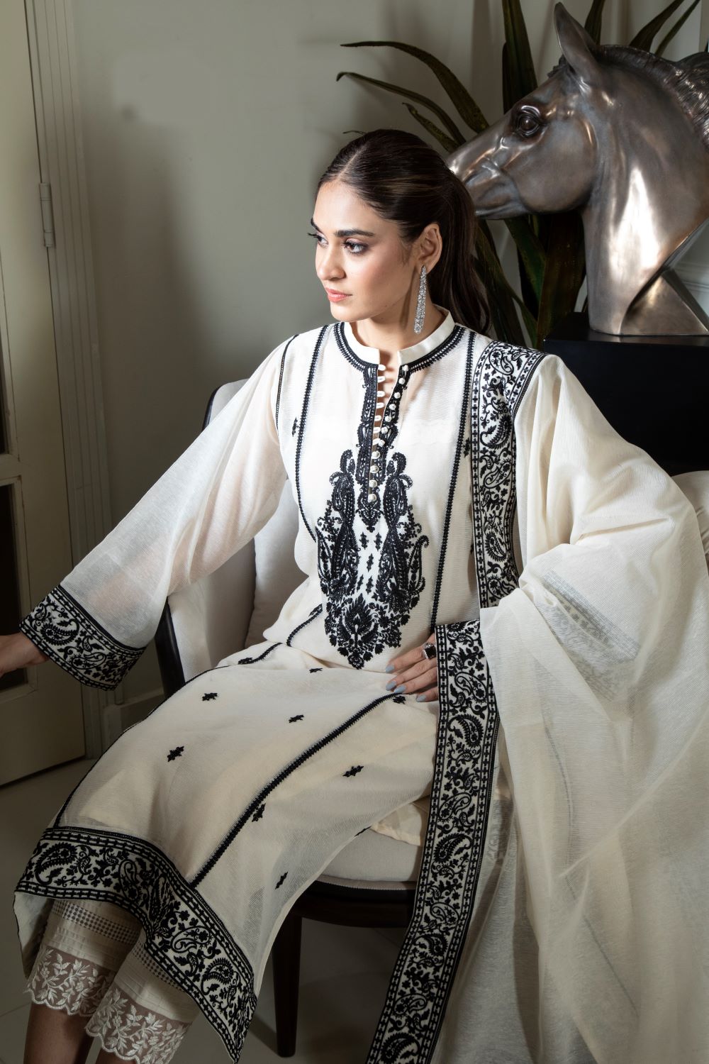 KASHMIRI EMBROIDERY