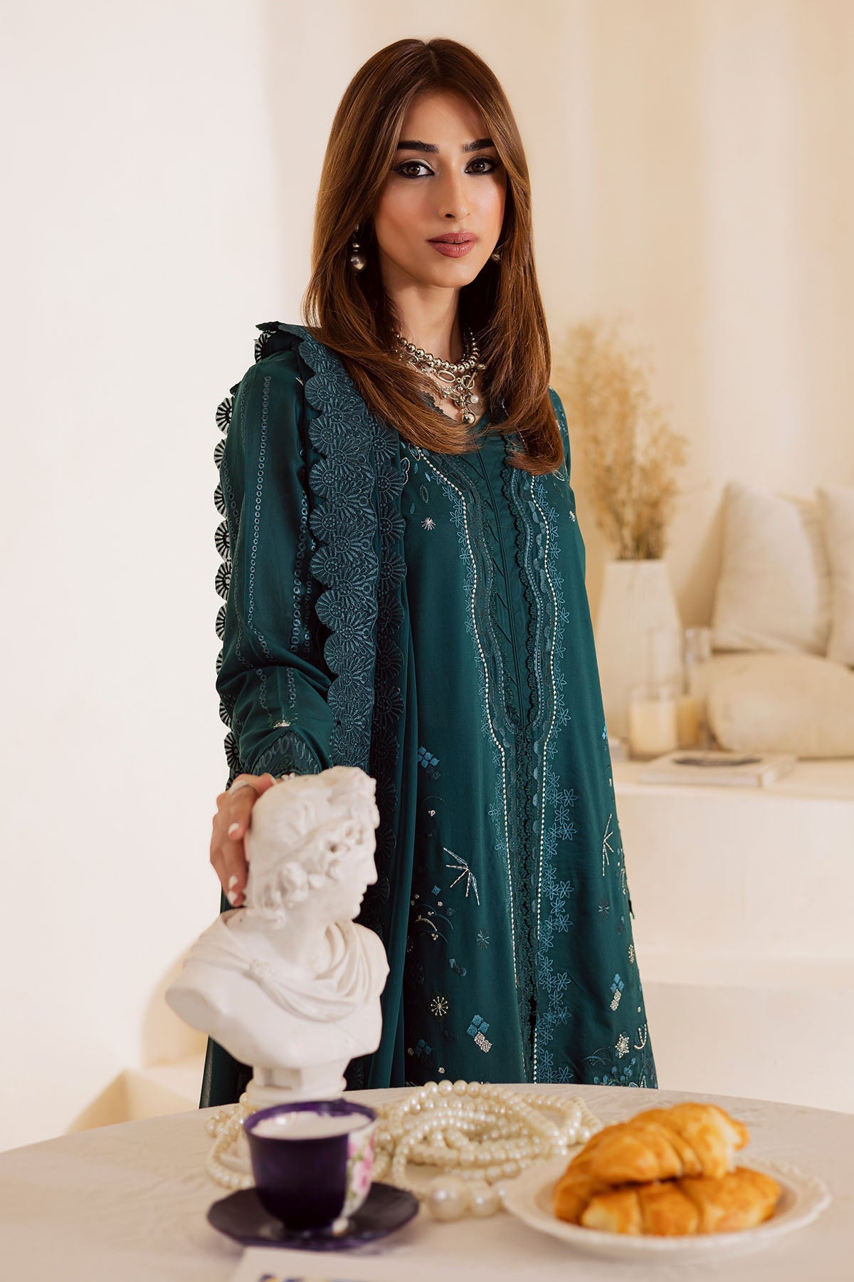 https://cdn.shopify.com/s/files/1/0551/9487/8152/files/5_9e53233d-d926-48fe-9b39-352d97968b3c.jpg?v=1752049477
