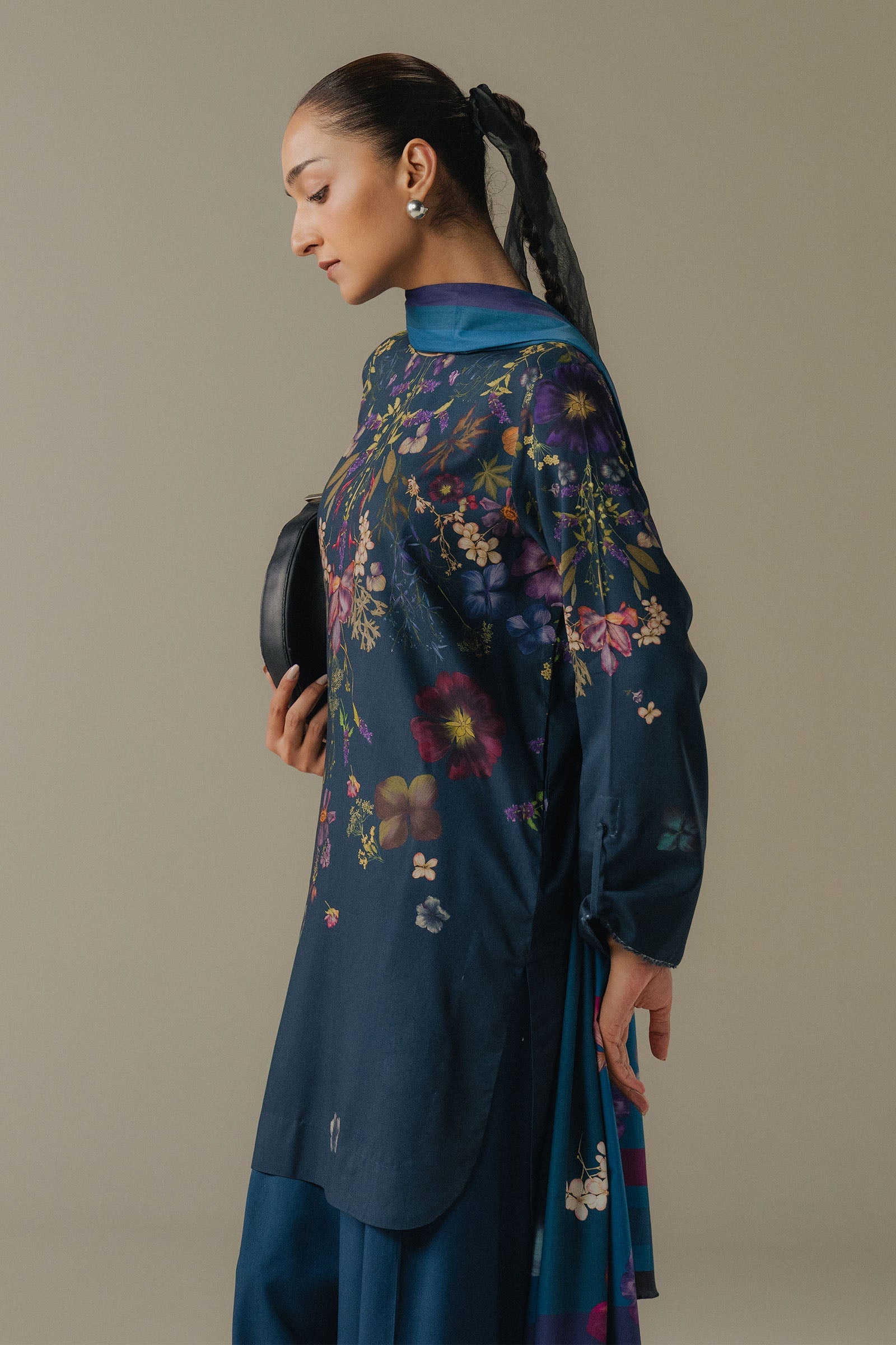 https://cdn.shopify.com/s/files/1/0886/3957/0230/files/5_dcaa816f-494e-48d4-b3c8-8f6e53f6f5f3.jpg?v=1763032662