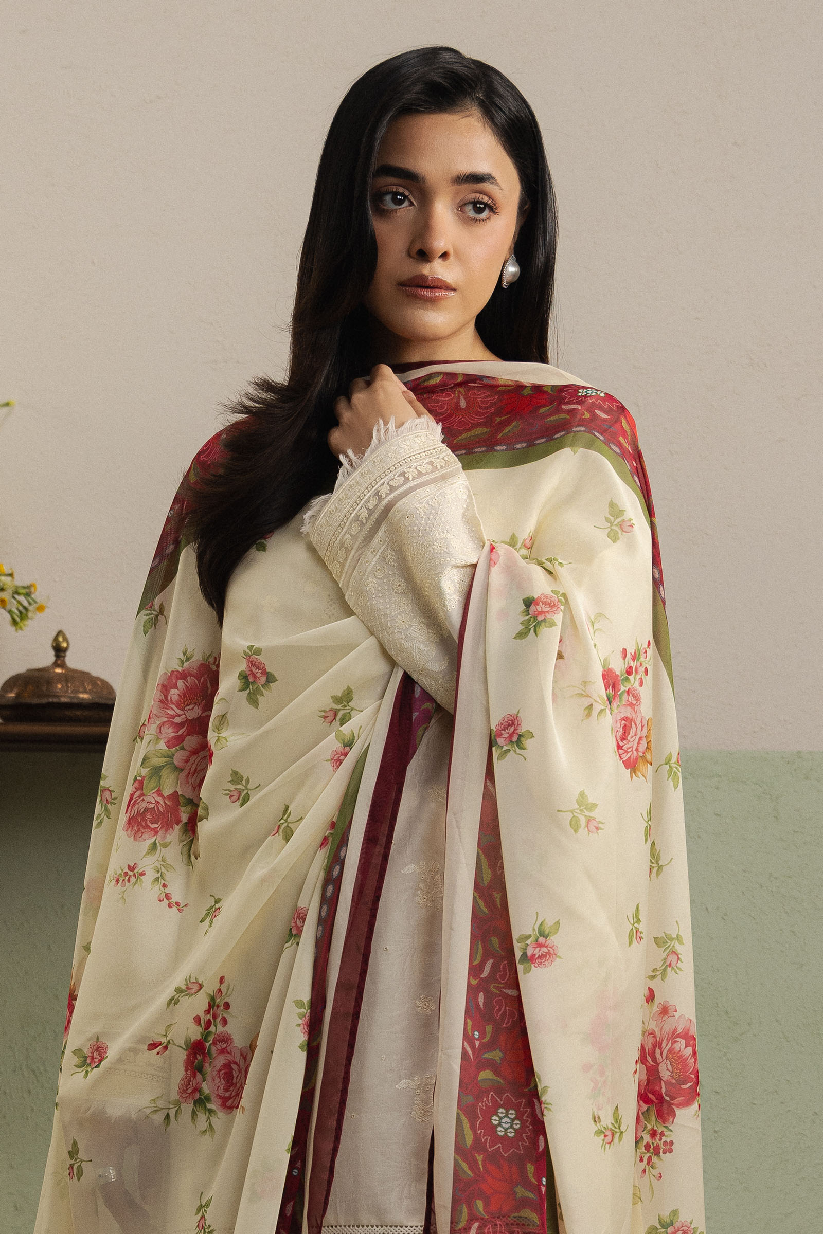 Hoorain-B