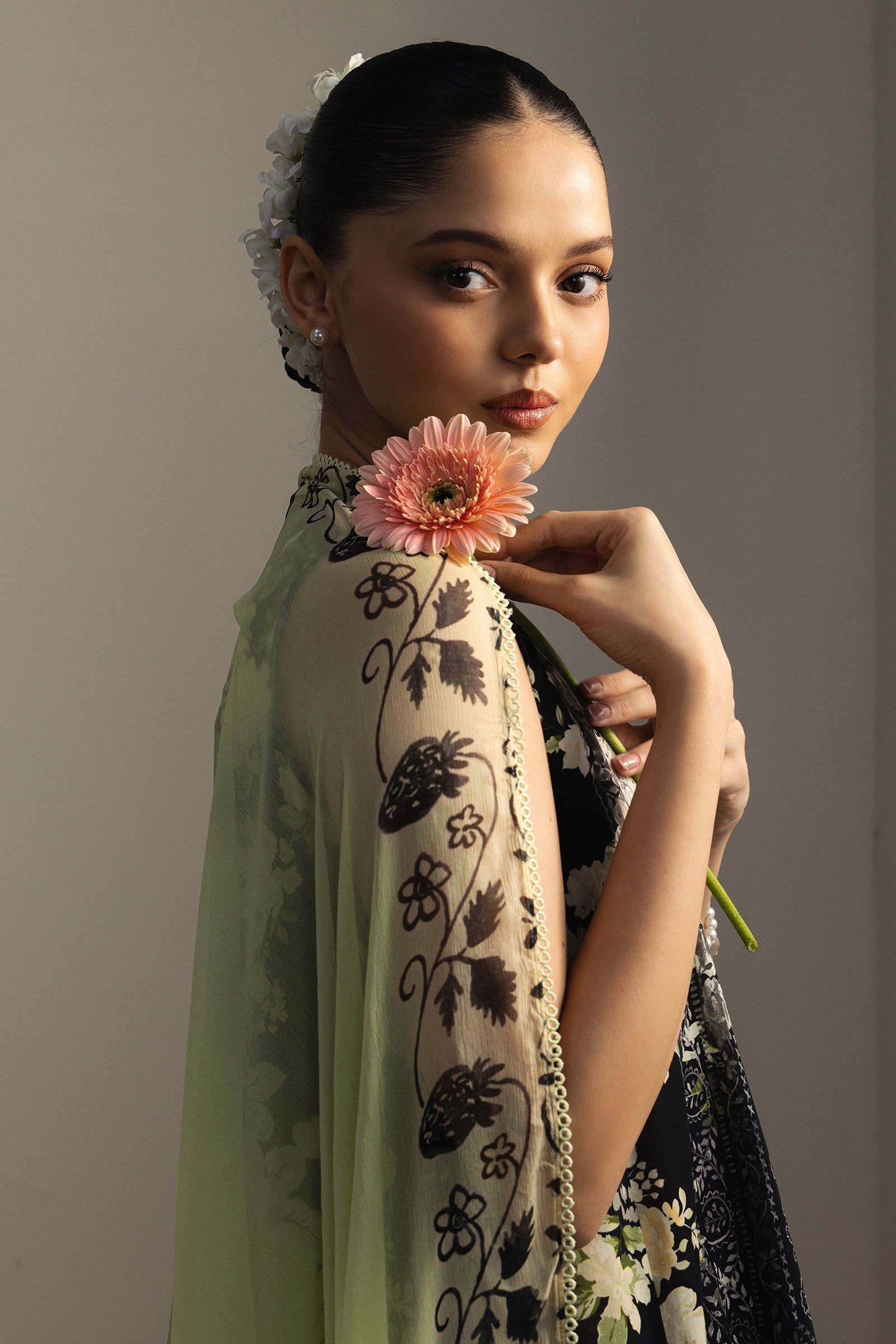https://cdn.shopify.com/s/files/1/0886/3957/0230/files/5_157e57f1-5e96-4925-b0c9-367dd63a710c.jpg?v=1776245563