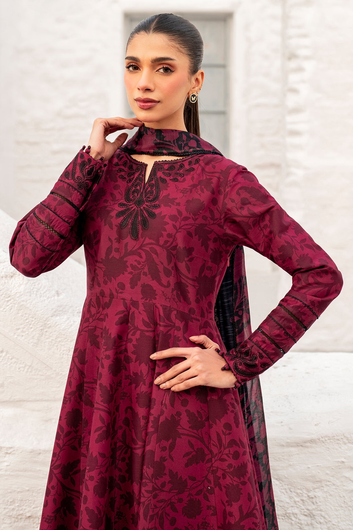 Embroidered Lawn Rtw - 1175