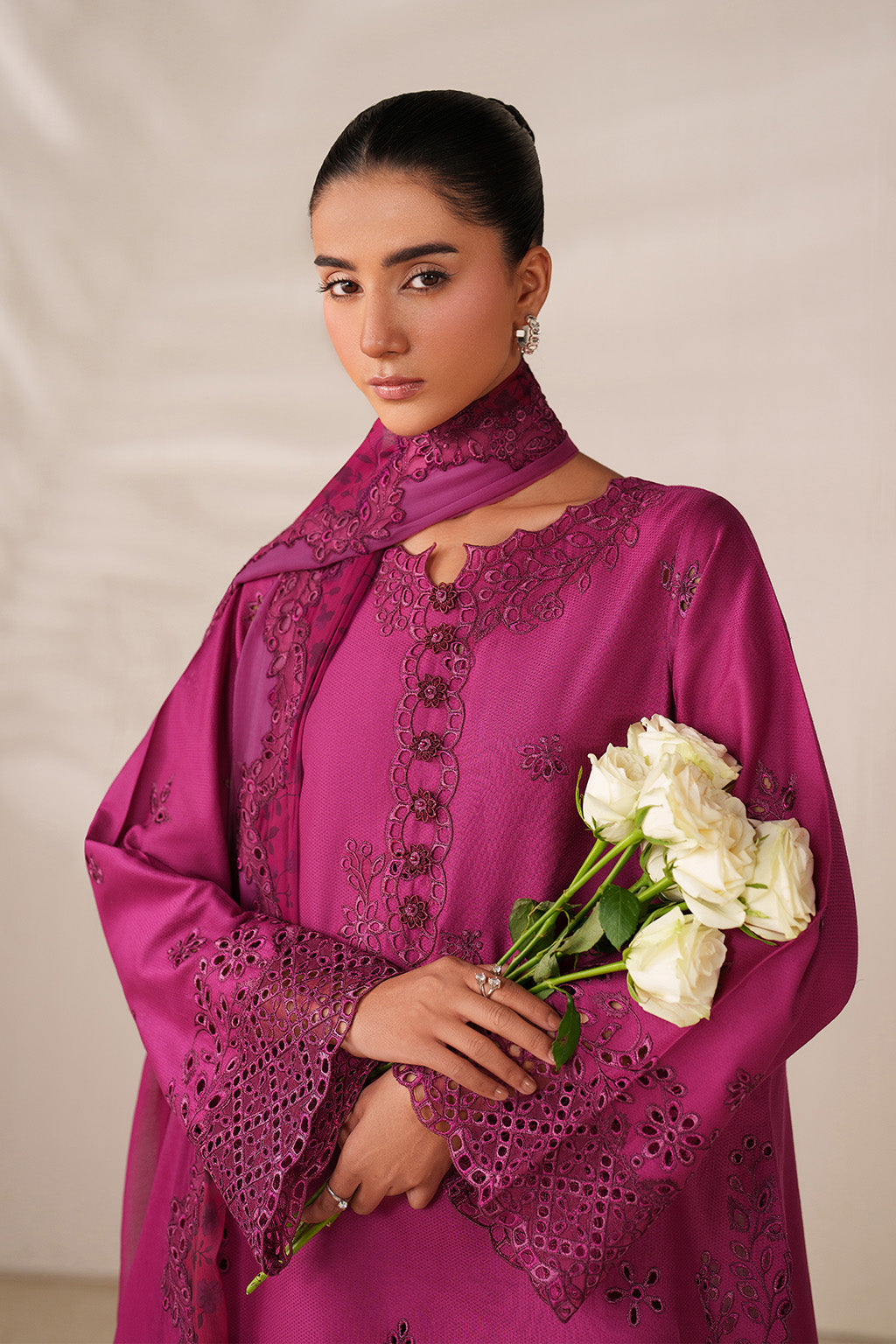 UE-593 Embroidered Textured Lawn