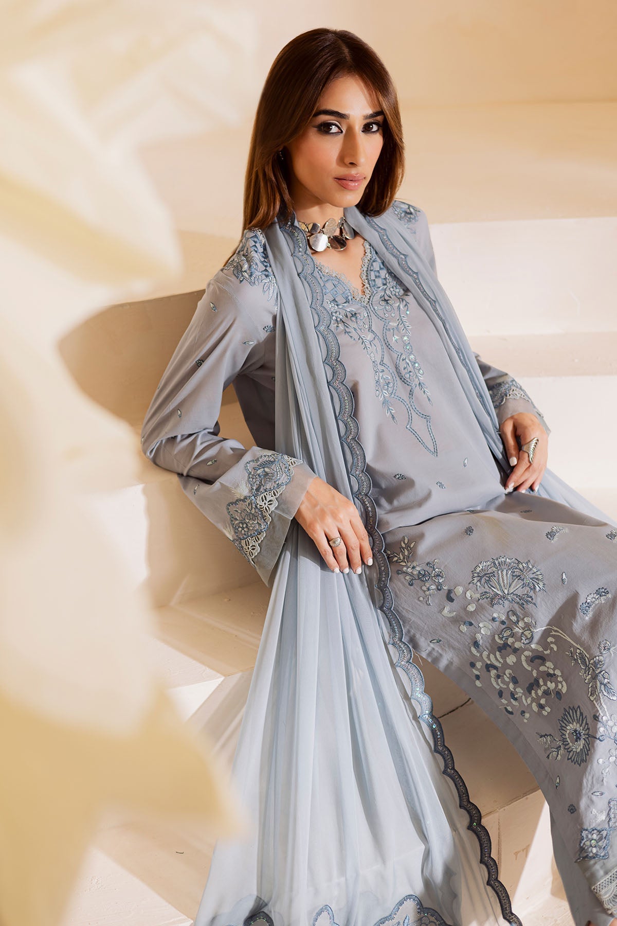 https://cdn.shopify.com/s/files/1/0551/9487/8152/files/5_34451827-2cf0-465c-a99f-2ef50096dbd4.jpg?v=1752049092
