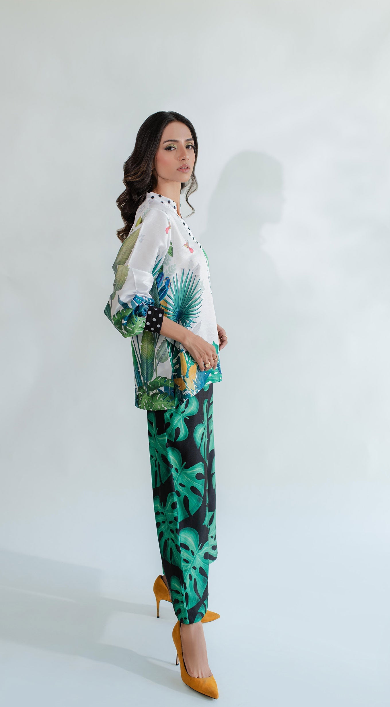 https://cdn.shopify.com/s/files/1/0654/4313/5706/files/5_b78ce73d-3c44-4bca-8494-80b2a531b378.jpg?v=1726042108
