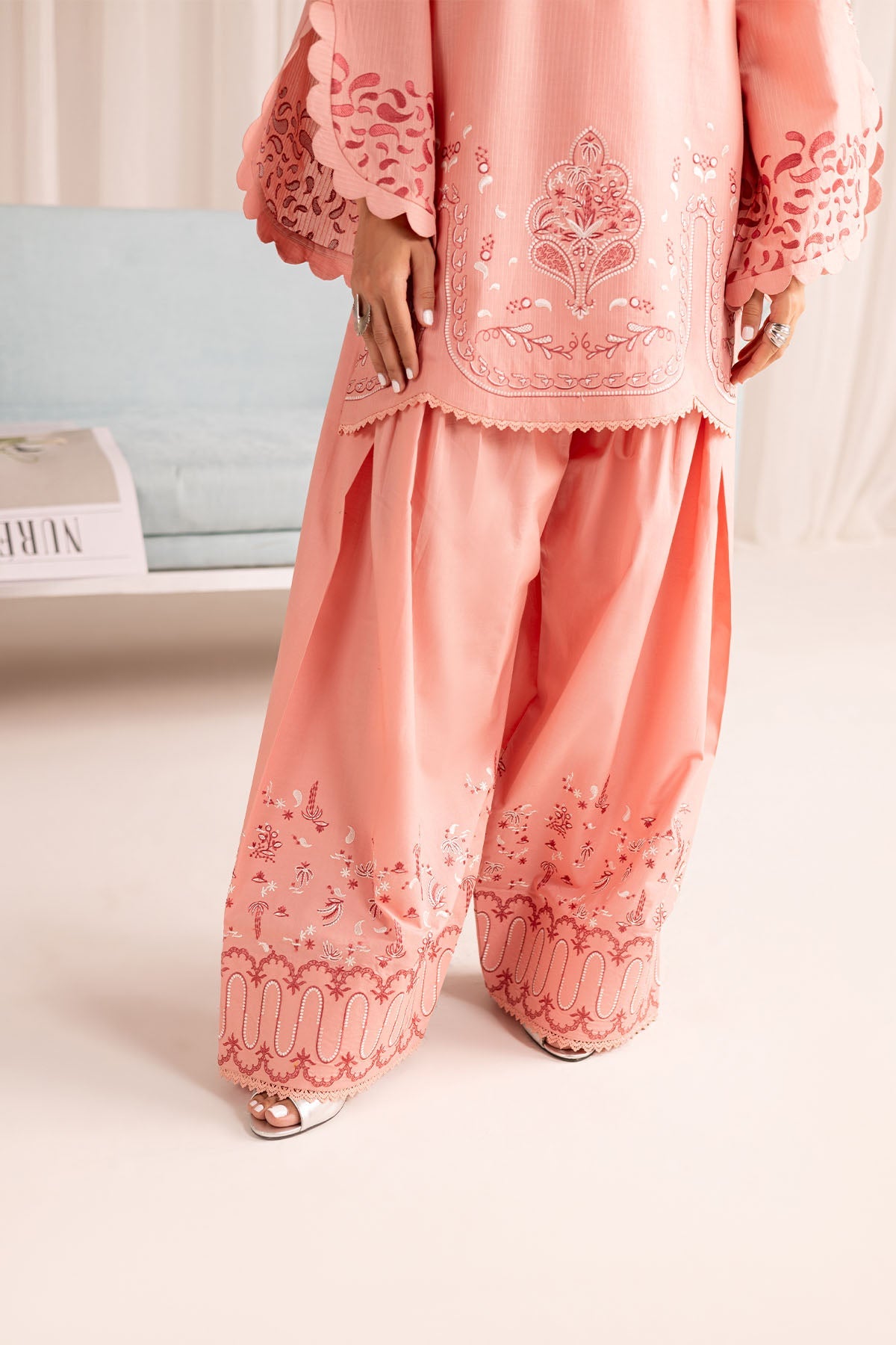 https://cdn.shopify.com/s/files/1/0551/9487/8152/files/5_12584eeb-0b05-405d-9934-e839665d9367.jpg?v=1751313267