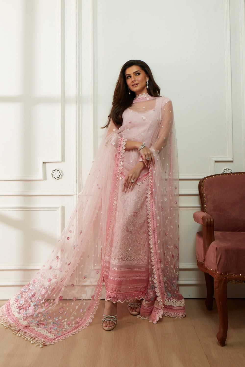 Sobia Nazir – LEE26-7B Style