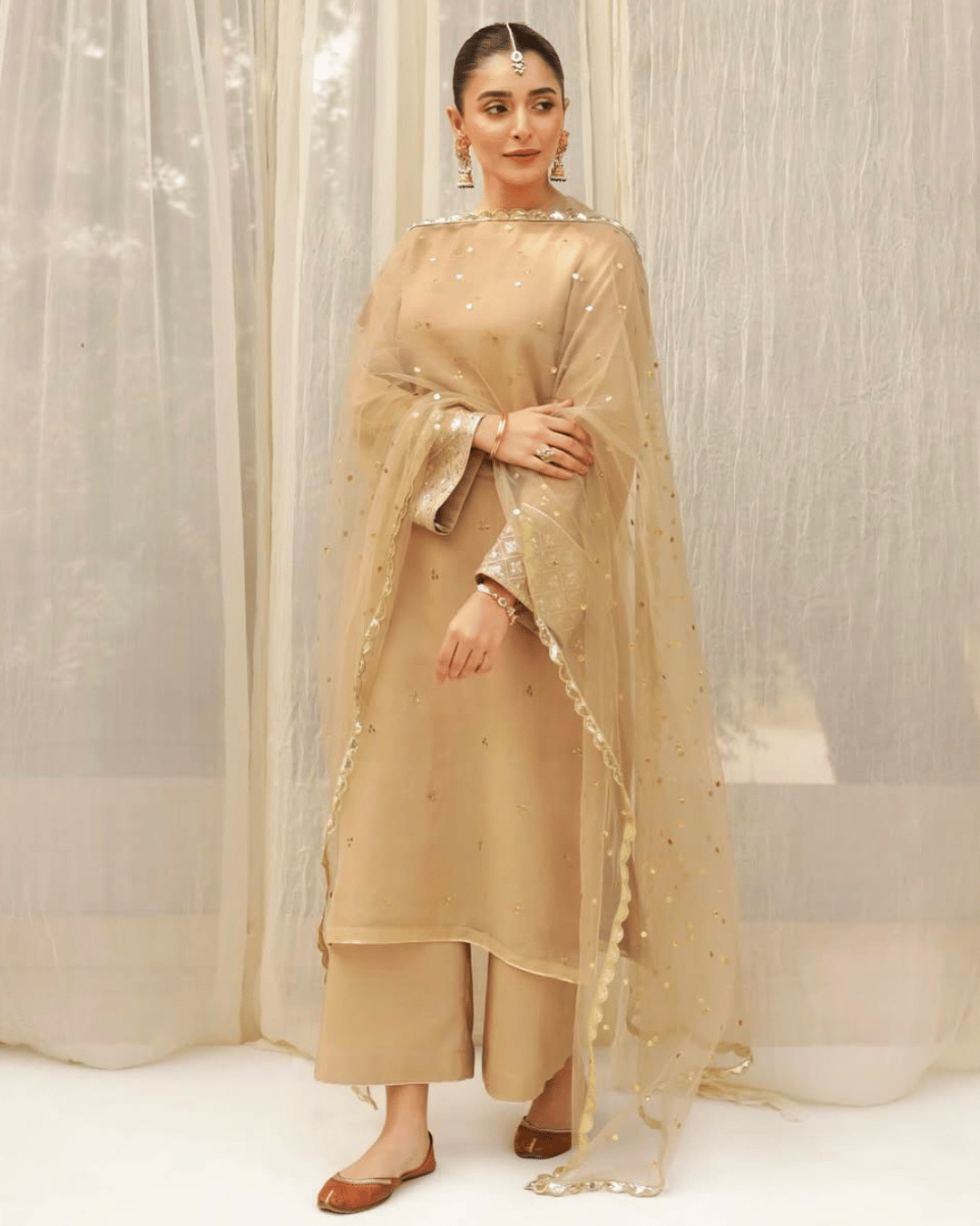 Golden Grace – Luxury Embroidered Suit for Women