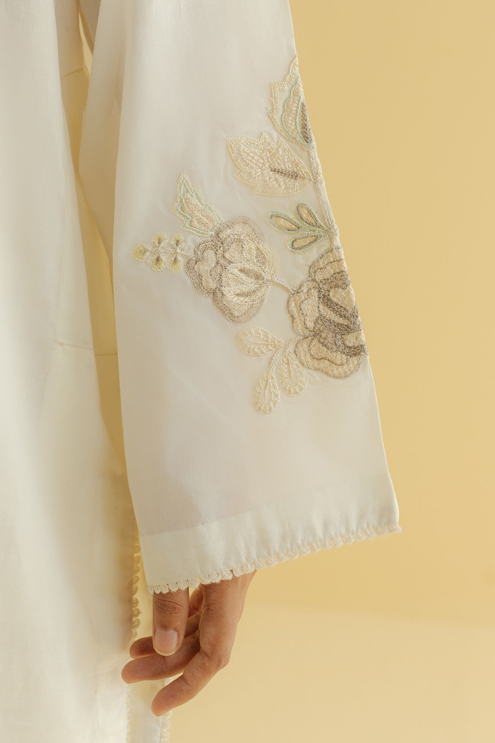 CR25C0551