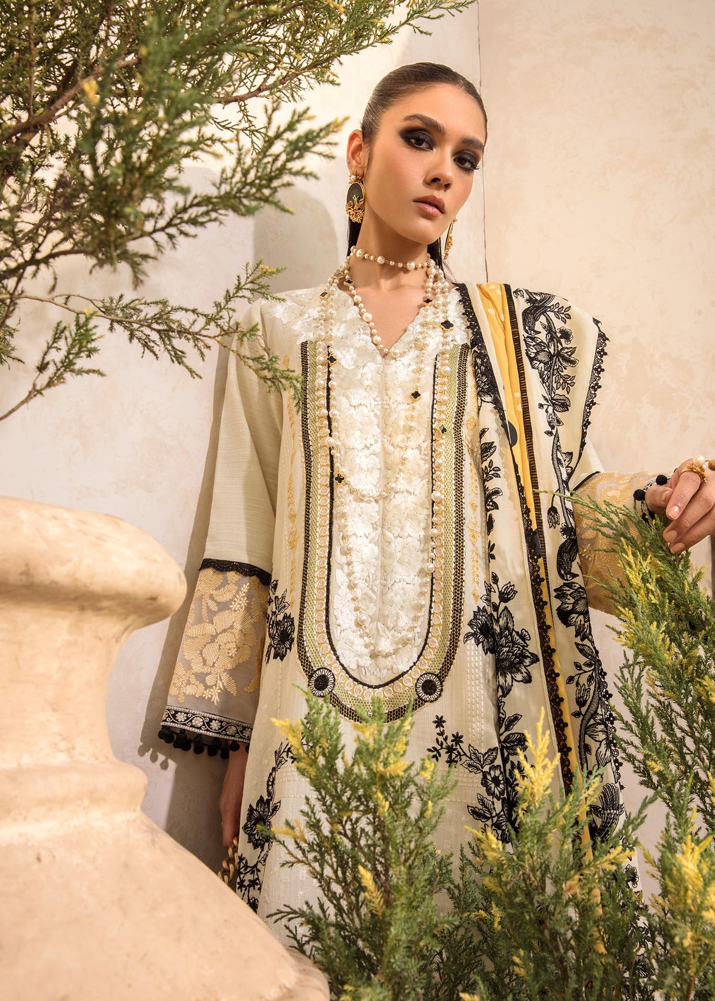https://cdn.shopify.com/s/files/1/1625/9005/products/5_7b382b71-a537-4964-9e22-06e41e67d390.jpg?v=1671710162