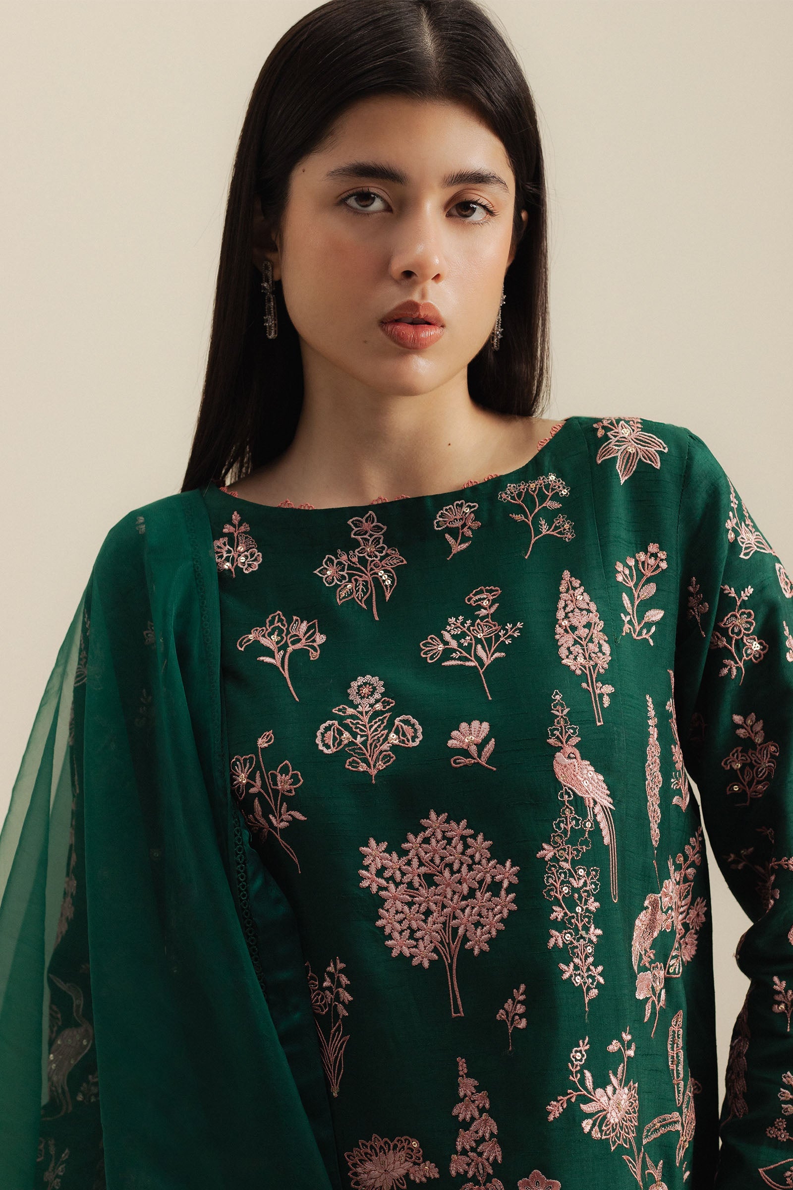 https://cdn.shopify.com/s/files/1/0340/8376/6405/files/5_b63d38a5-9925-499b-a182-d2fe440cb556.jpg?v=1760093568