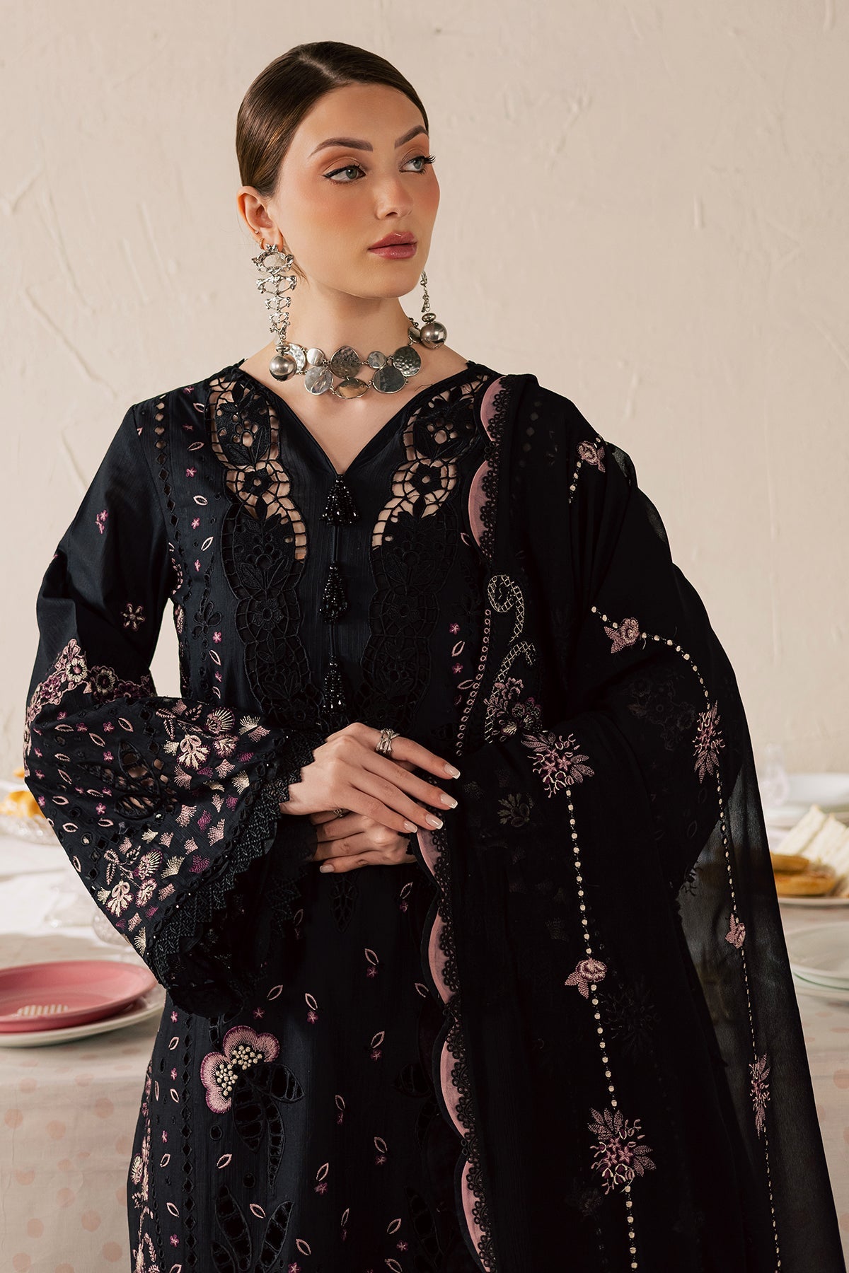 https://cdn.shopify.com/s/files/1/0551/9487/8152/files/5_4d8243e9-d912-44a9-833d-404e0de75c57.jpg?v=1772133361
