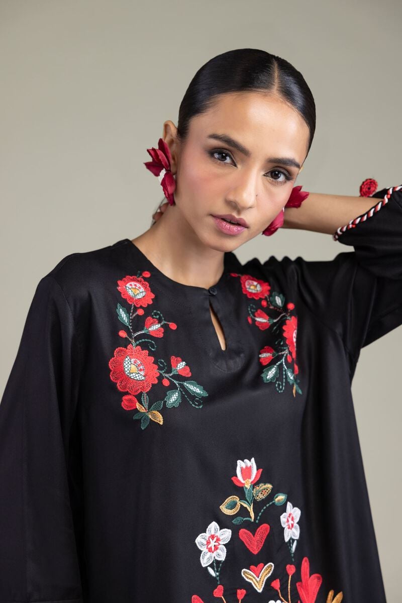 Black Round-Neck Tunic