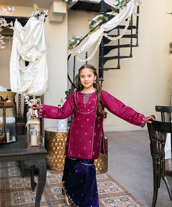 Hooram Stitched (2-Piece)