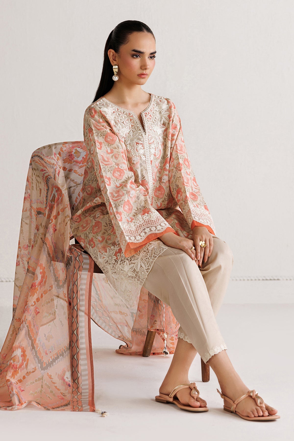 EMBROIDERED LAWN UF-4495