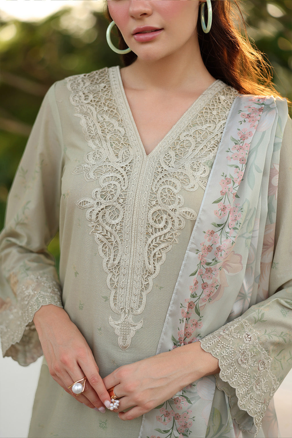 UE-490 Printed Lawn