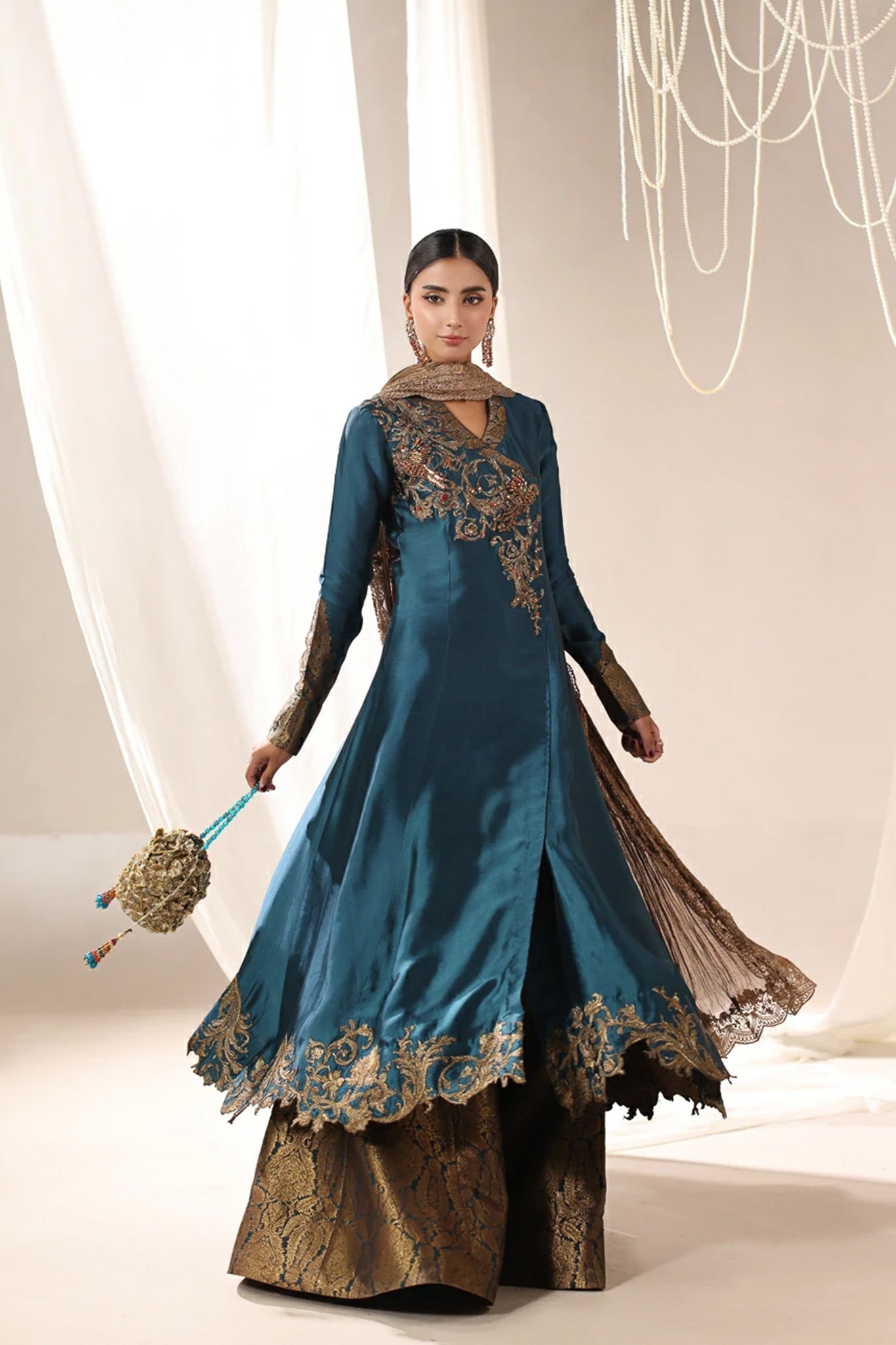 Teal Temptress