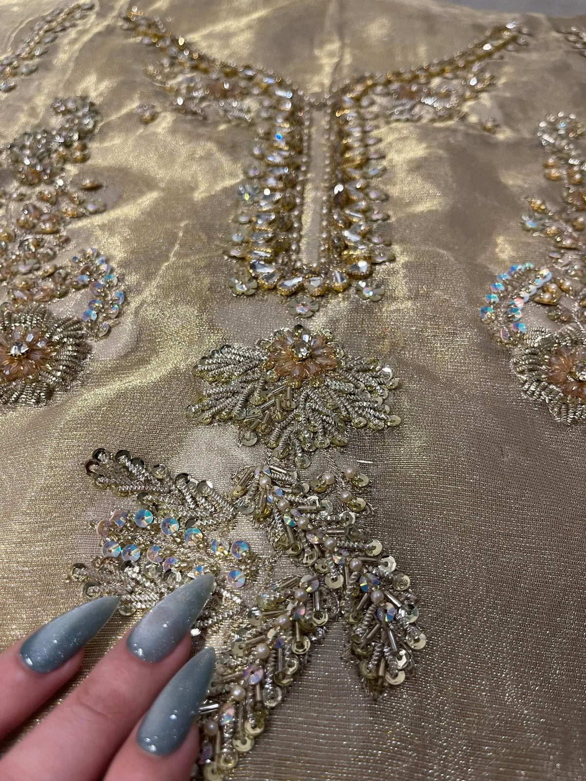 Ayesha Somaya – Ayra Style