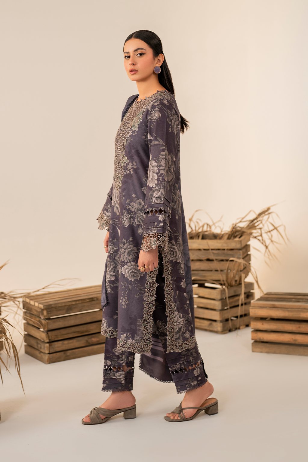 UE-349 Printed Khaddar