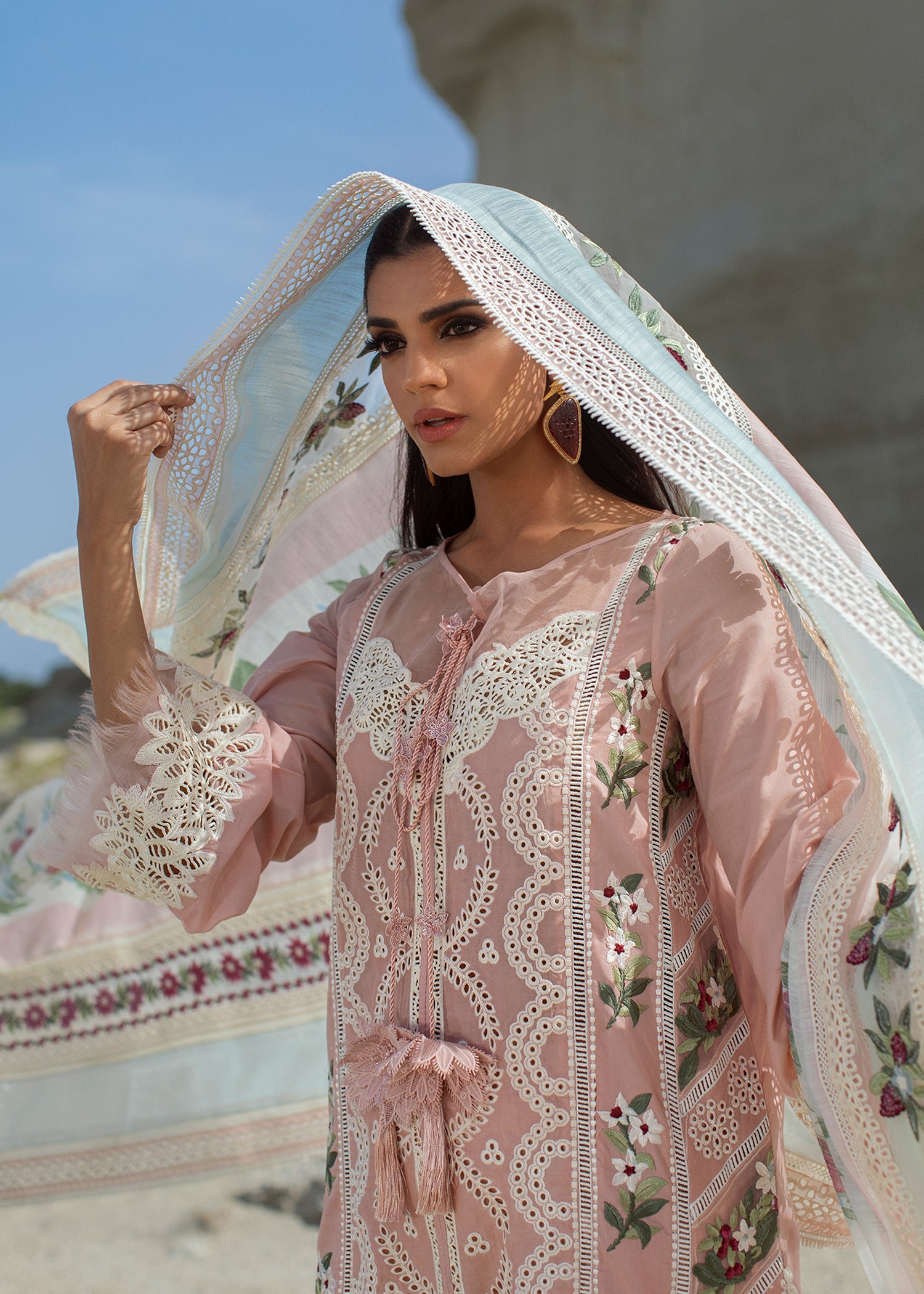 https://cdn.shopify.com/s/files/1/0634/9714/2487/products/62_855e397a-7a02-48b7-baa1-effd1d2c4b59.jpg?v=1649504359