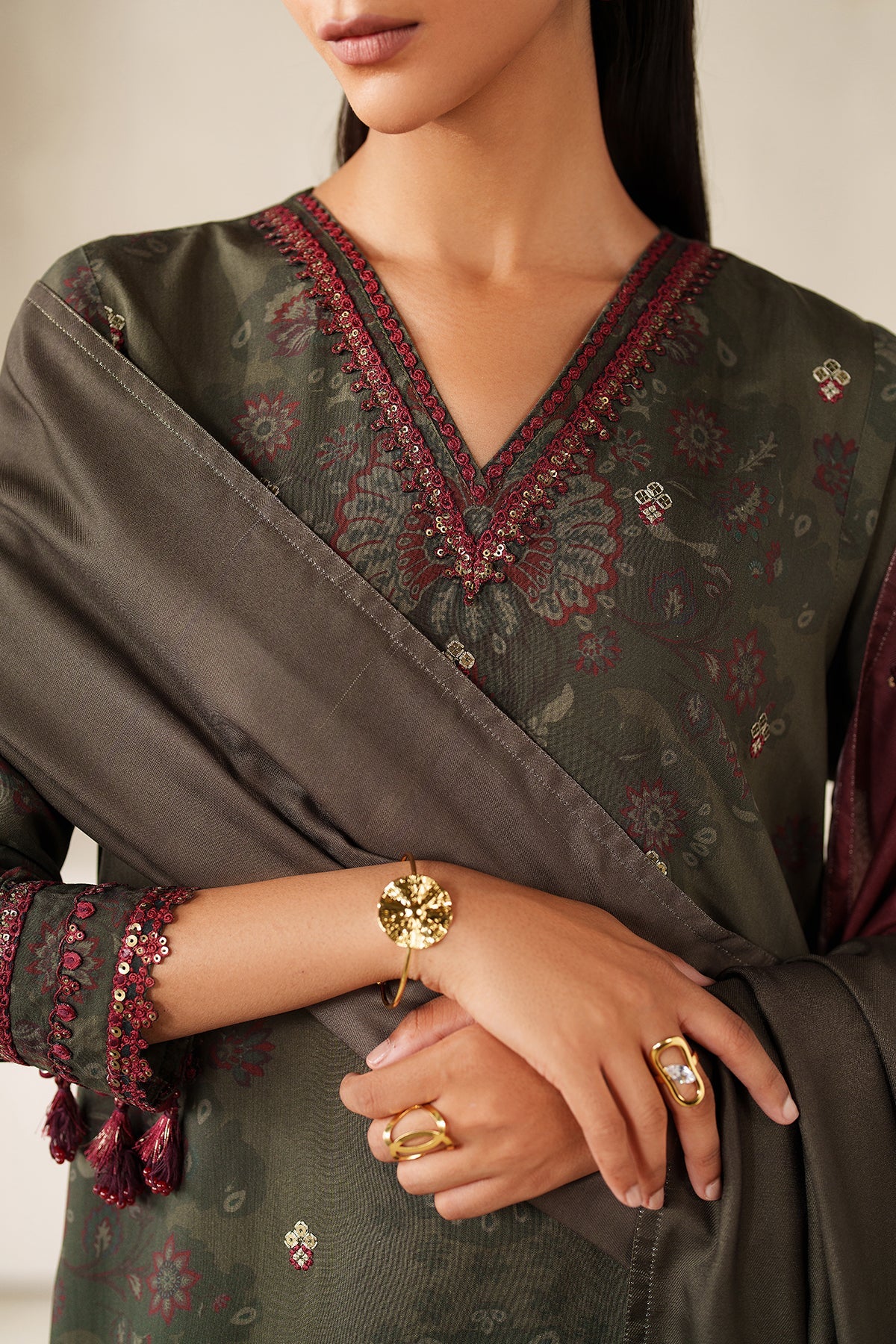 EMBROIDERED KHADDAR SF-4330