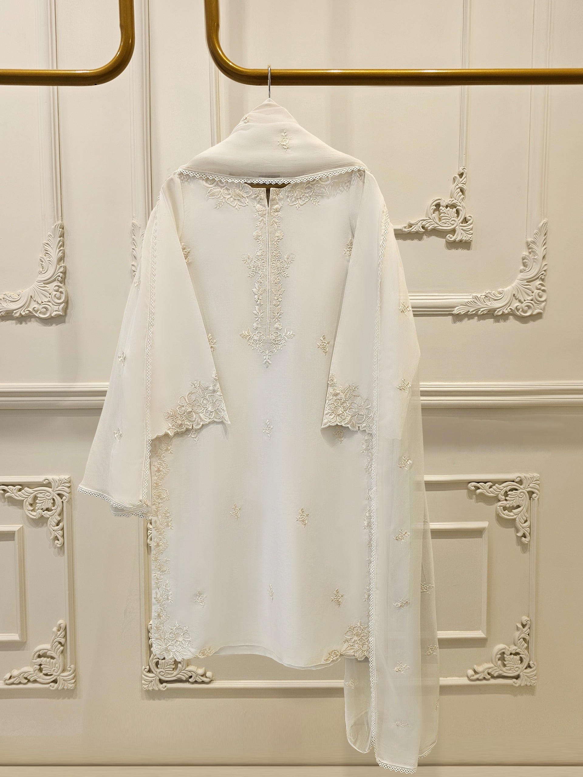 Pure Embroidered Lawn Suit S111632