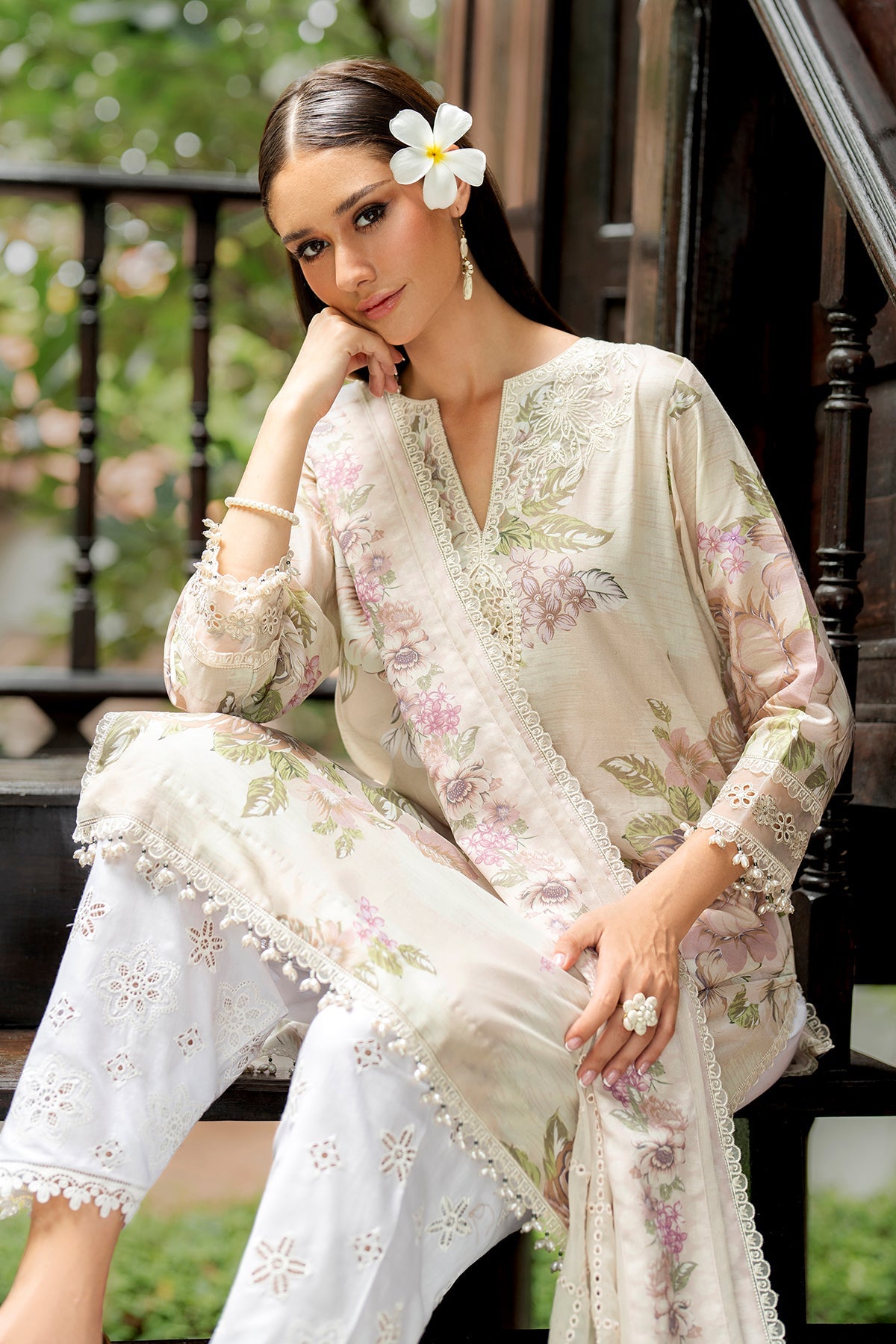 EMBROIDERED LAWN SF-4270