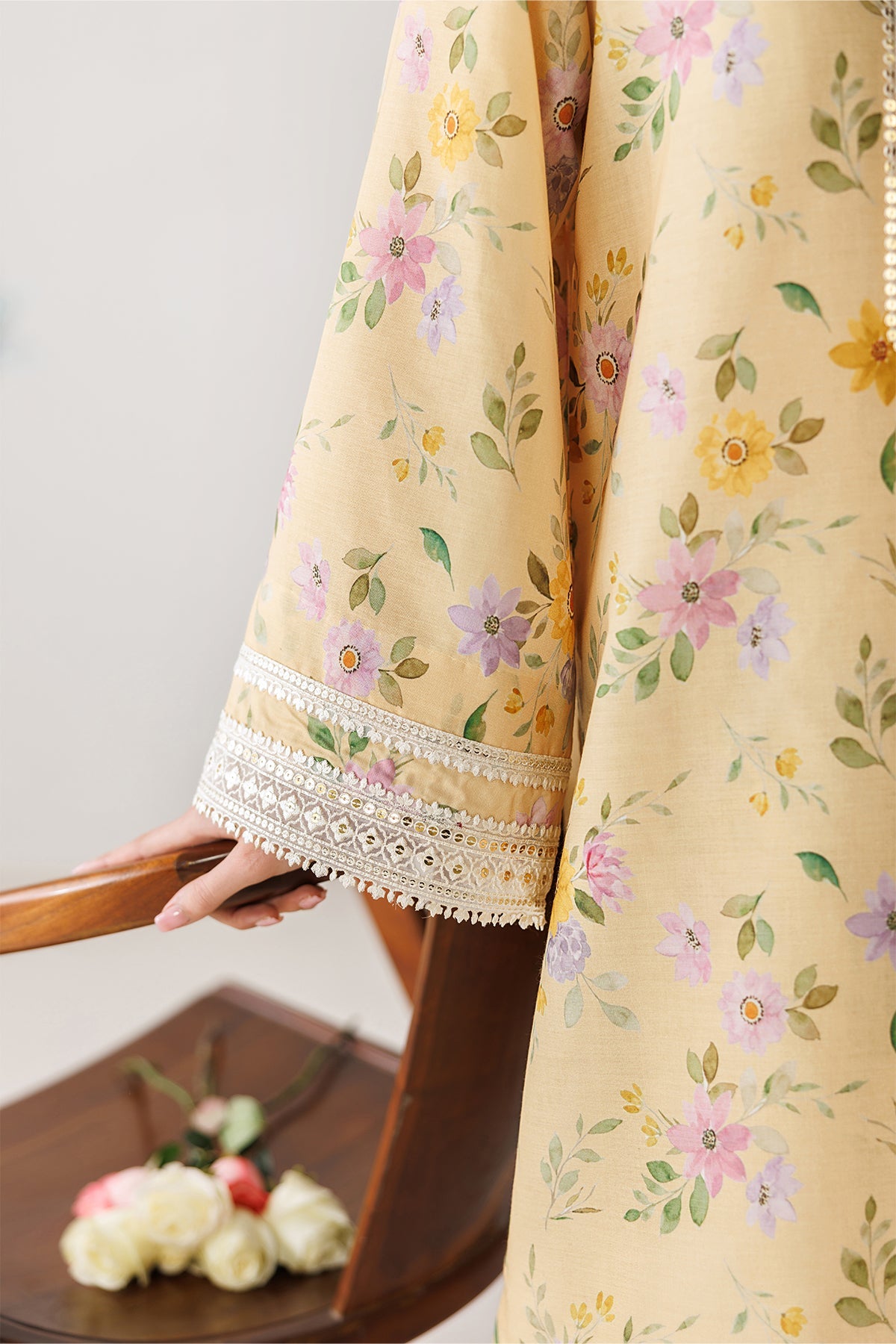 EMBROIDERED LAWN SF-4416