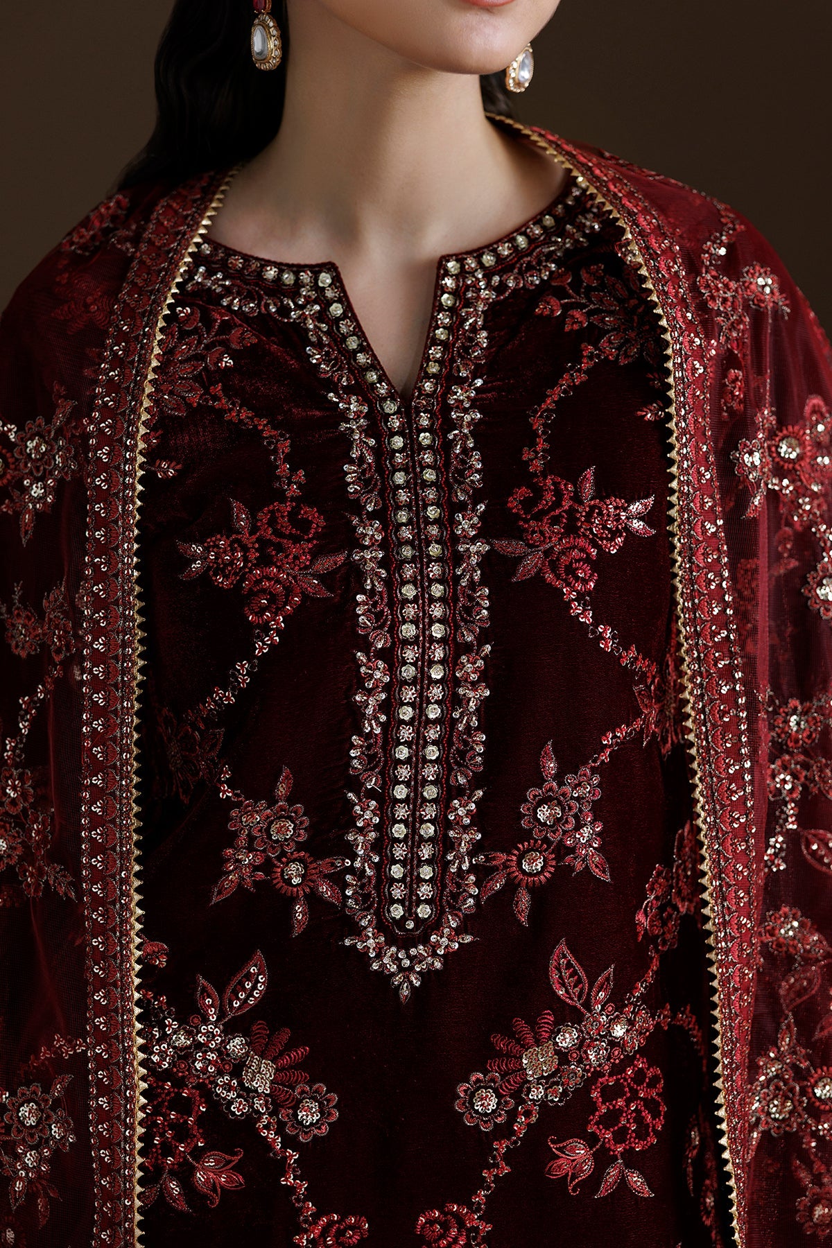 EMBROIDERED VELVET UF-4550