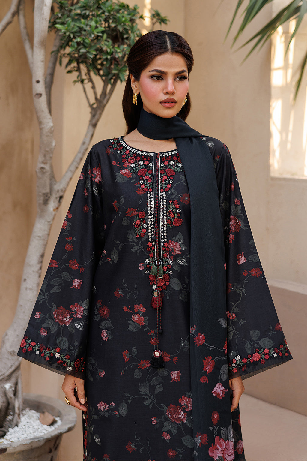 UE-662 Printed Lawn