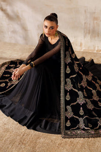 EMBROIDERED VELVET SHAWL VS-61