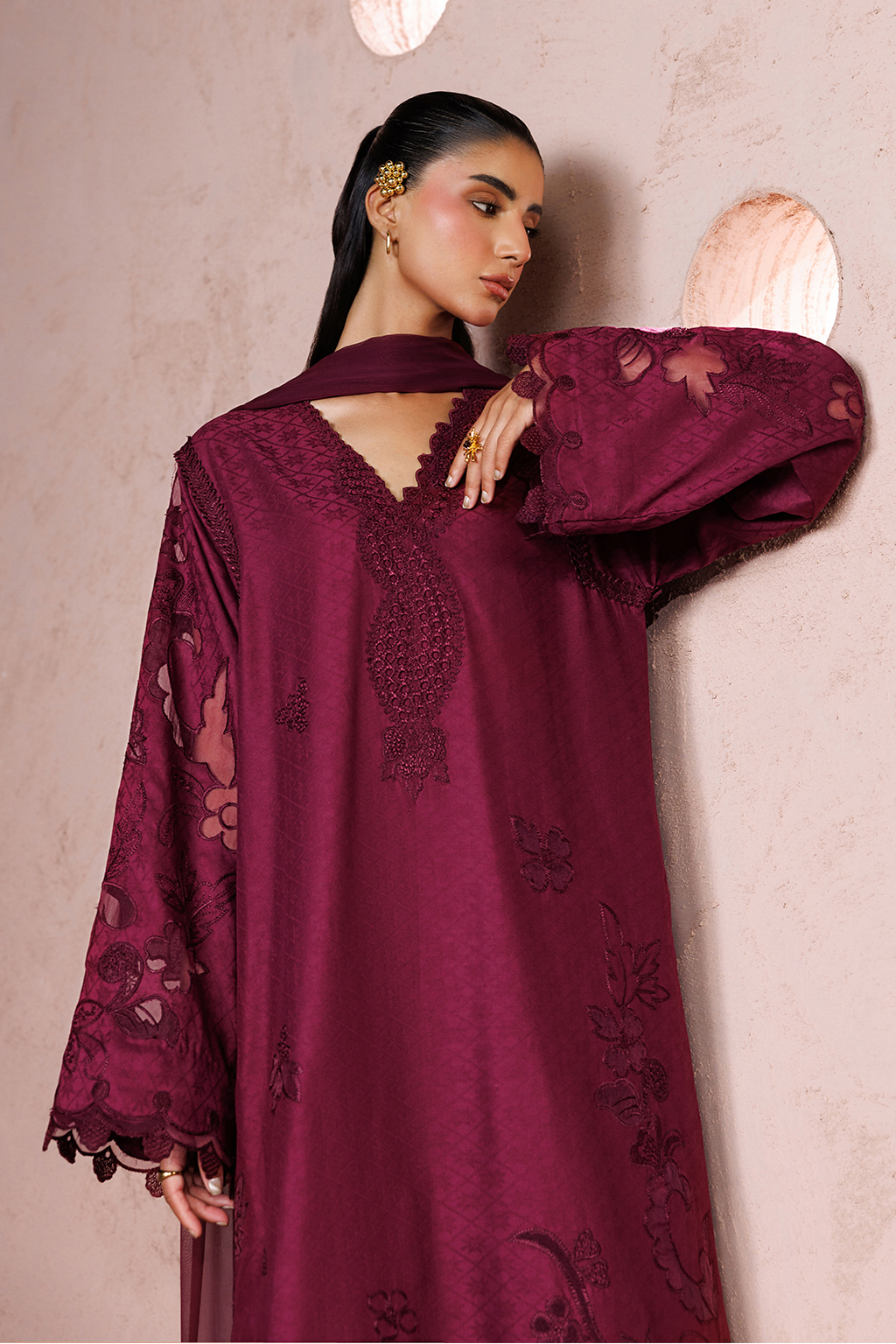UE-702 Embroidered Lawn