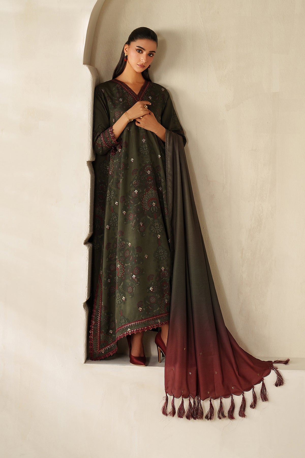 EMBROIDERED KHADDAR SF-4330
