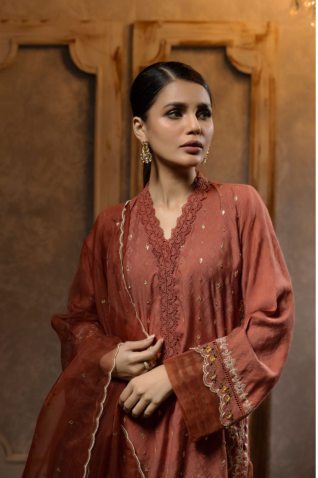 Da-2075 Rust Embroidered Kurta With Dupatta